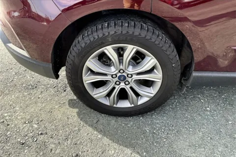 More photos of 2019 Ford Edge Titanium at Autova, VA