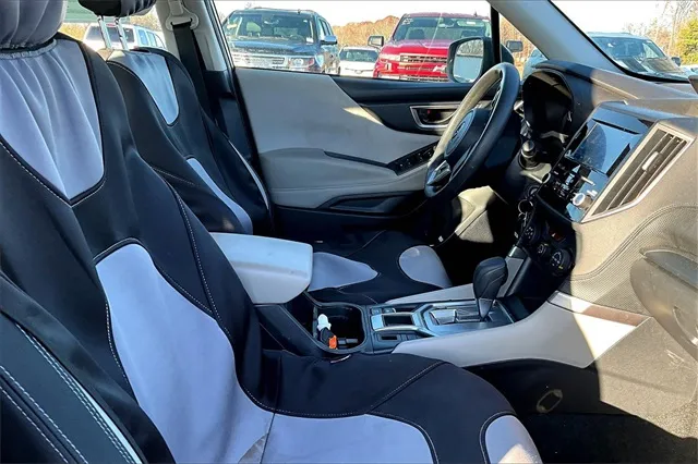 2022 Subaru Forester Base photo 4