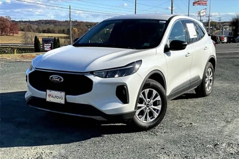 Photos of 2023 Ford Escape Active for sale in Madison Heights, VA at Autova