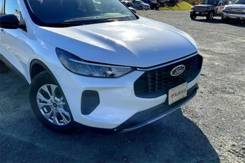 More photos of 2023 Ford Escape Active at Autova, VA