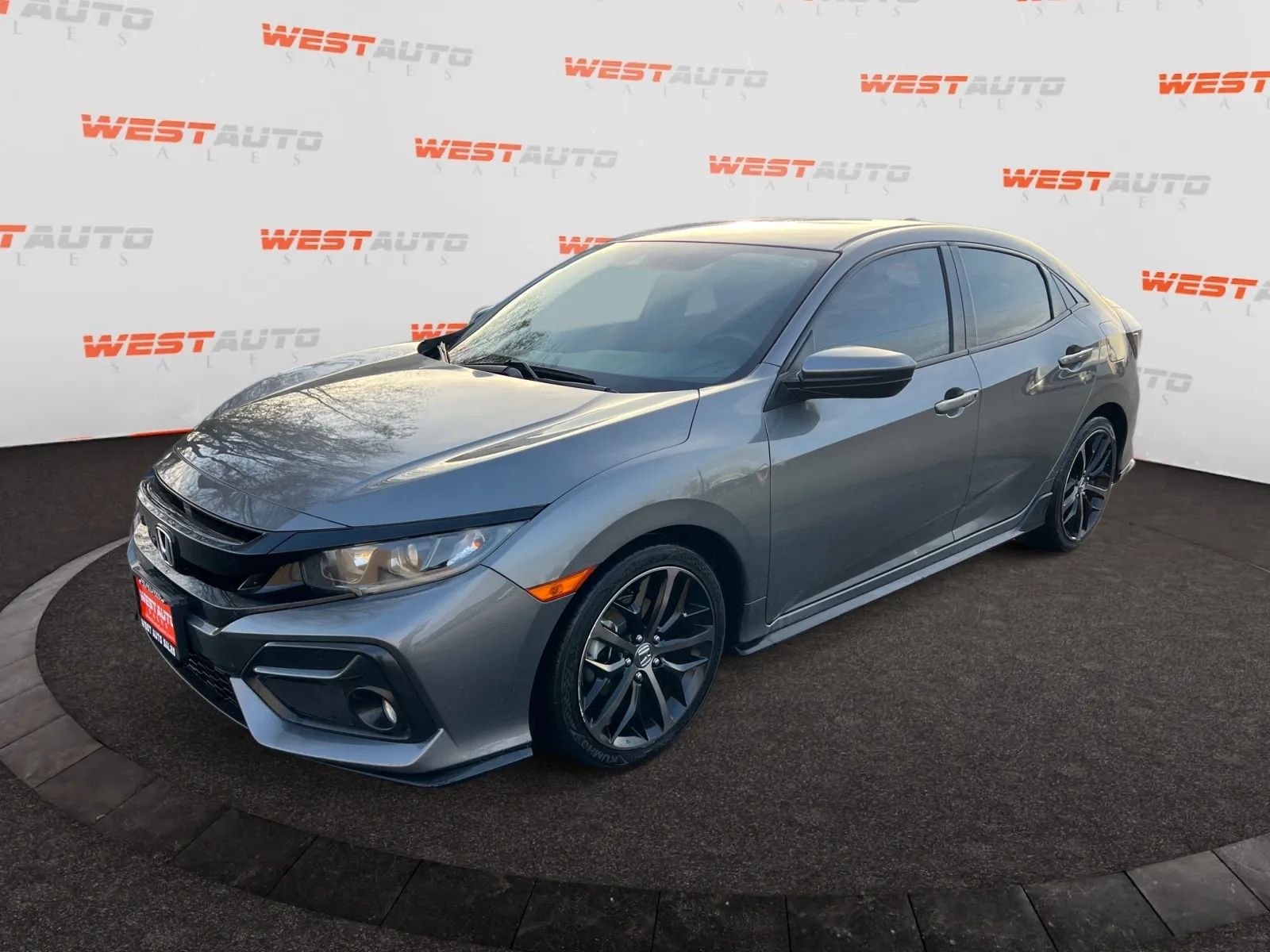 2020 Honda Civic Hatchback Sport's photo