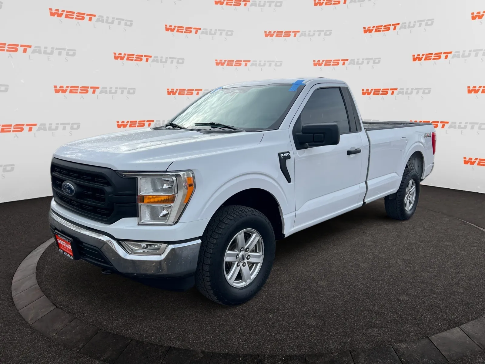 2021 Ford F-150 XL's photo