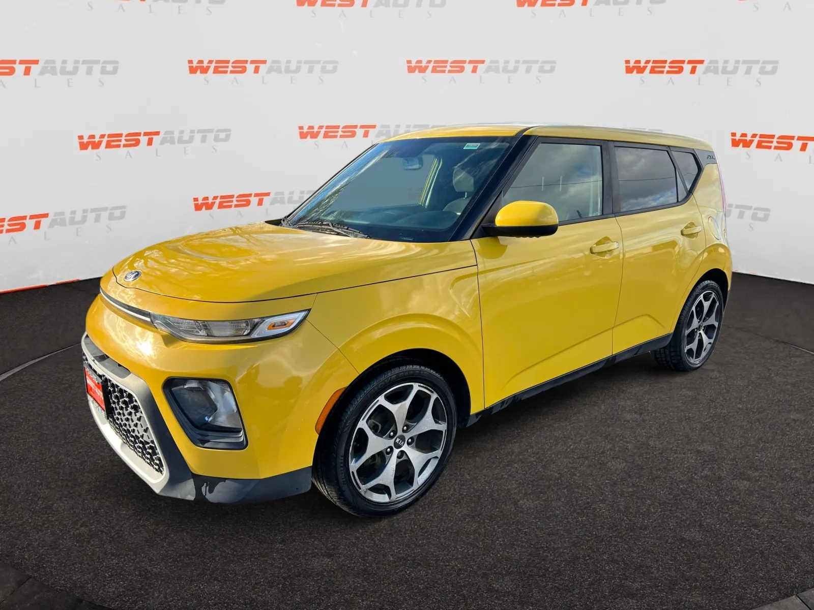 2020 Kia Soul LX's photo