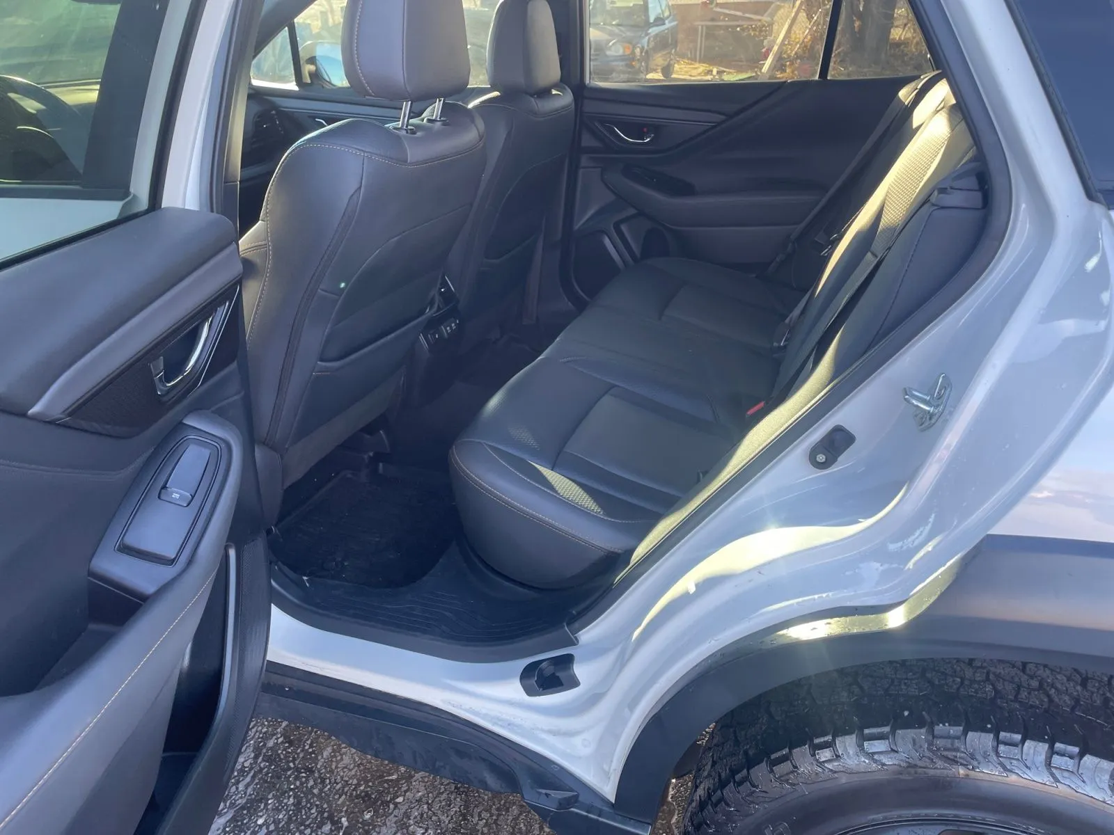 2022 Subaru Outback Wilderness - Photo 28