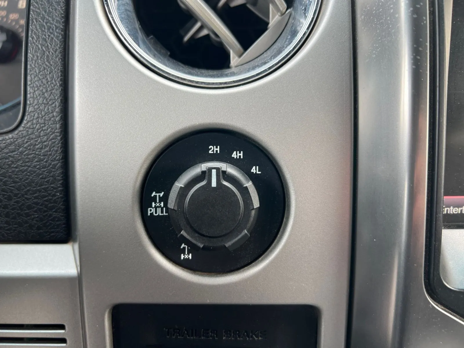 2014 Ford F-150 FX4 - Photo 25