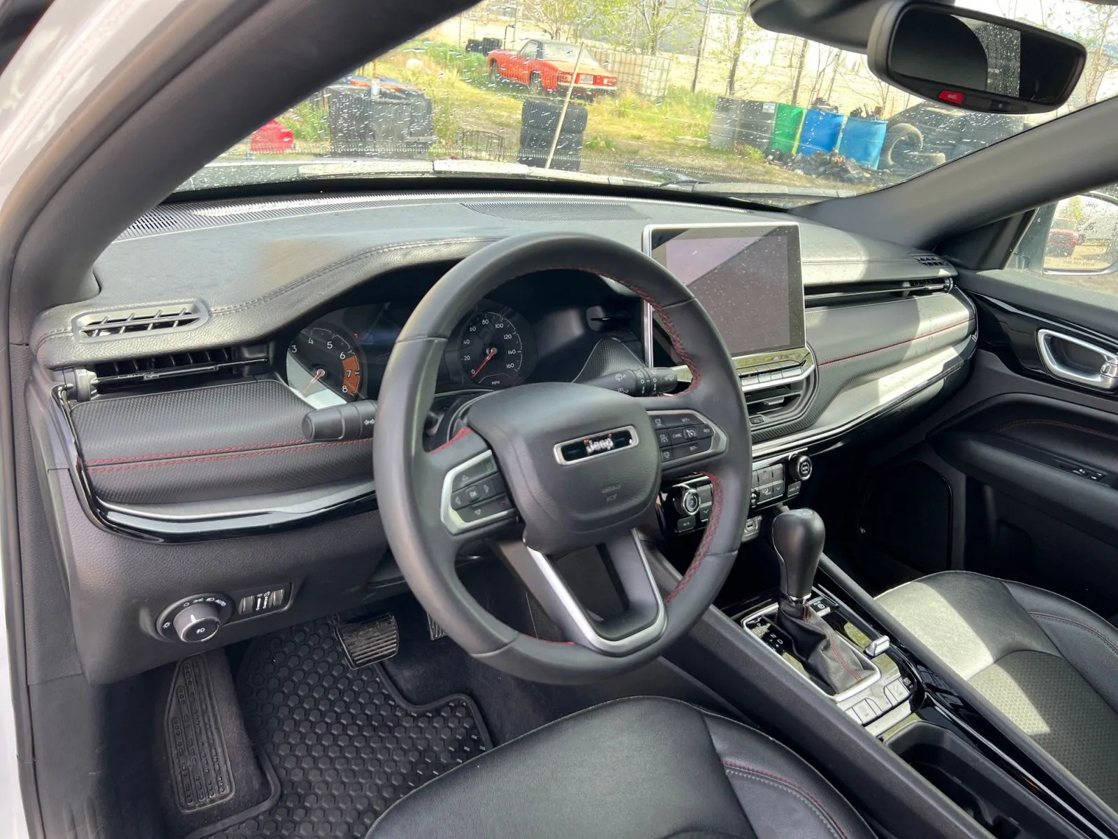 Jeep Compass photo 18