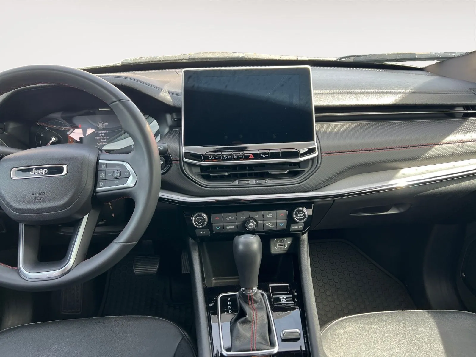 Jeep Compass photo 11