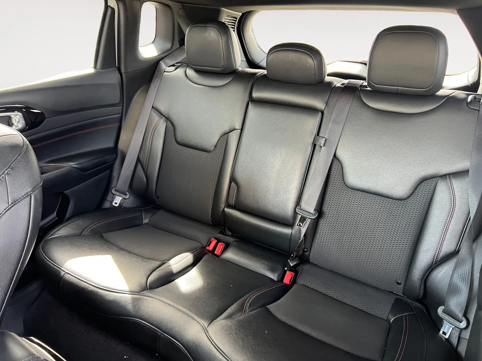 Jeep Compass photo 13