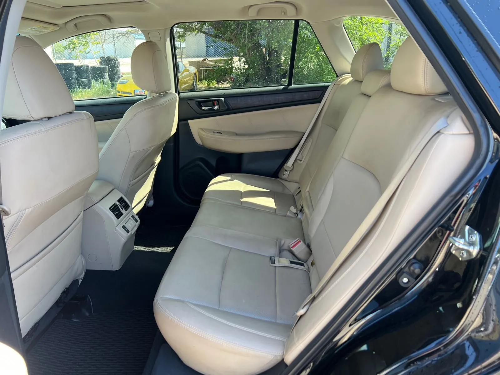 Subaru Outback photo 32