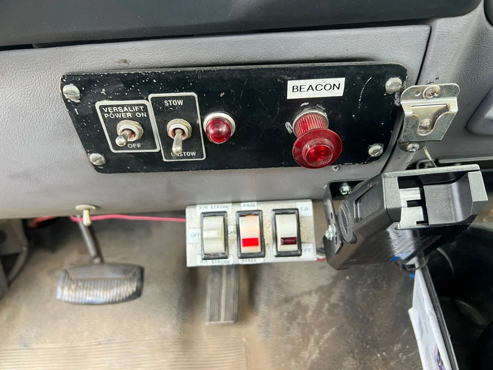 Ford F-450 photo 34