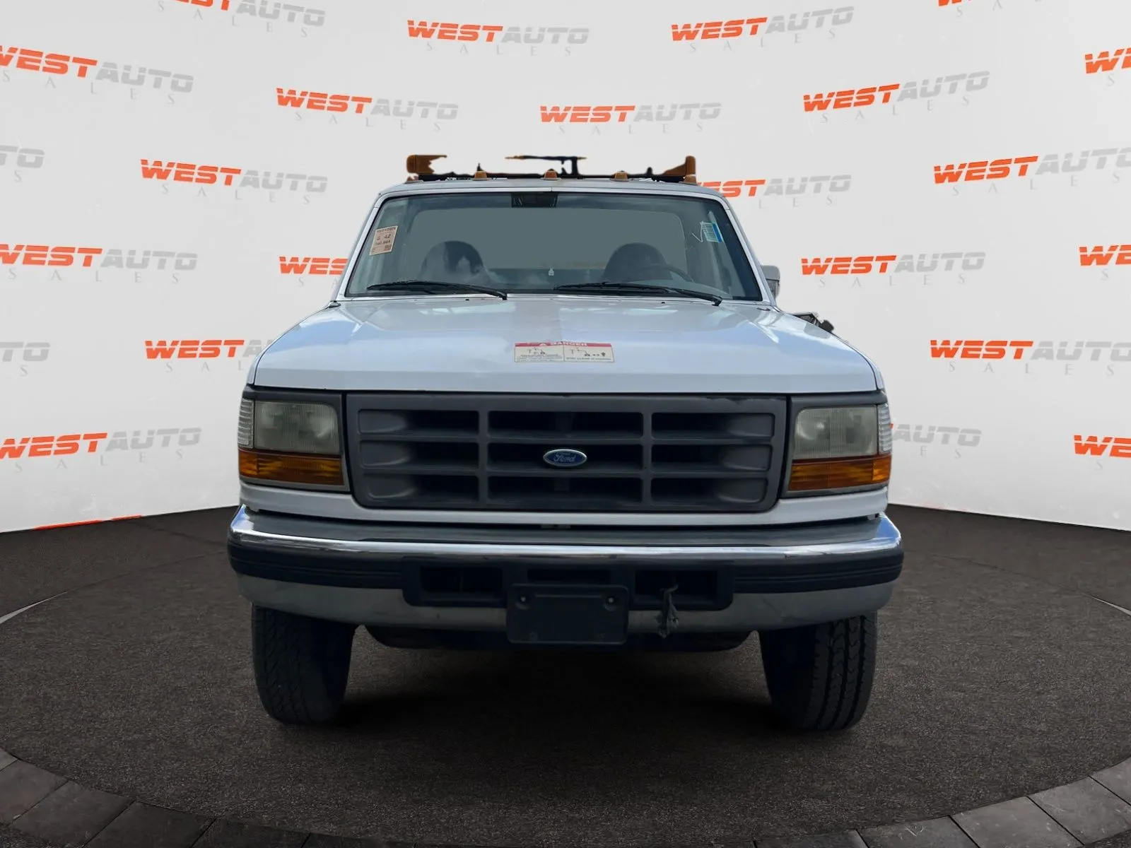 Ford F-450 photo 7