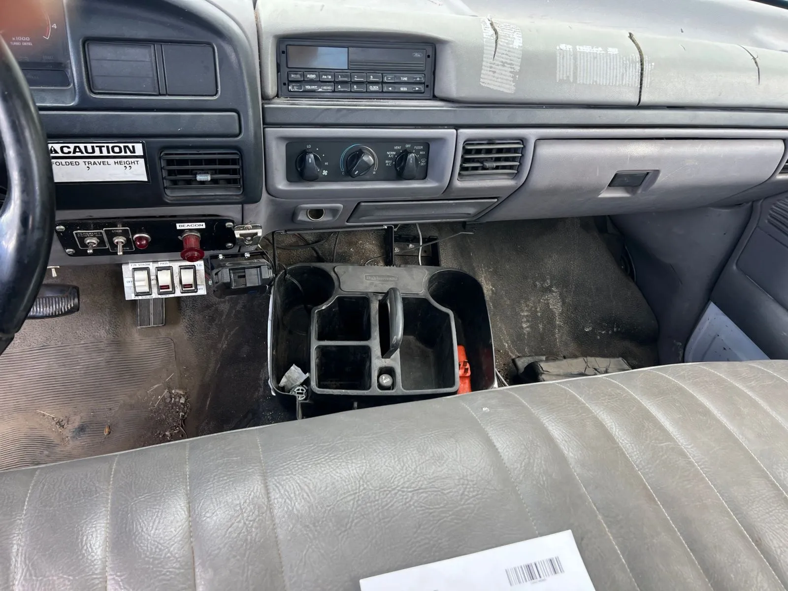 Ford F-450 photo 9