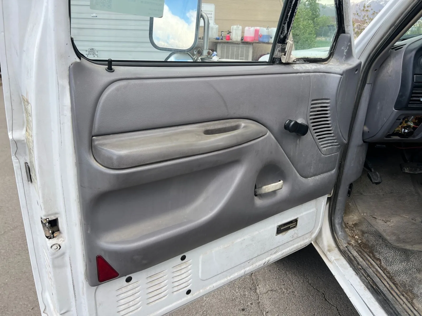 Ford F-450 photo 18