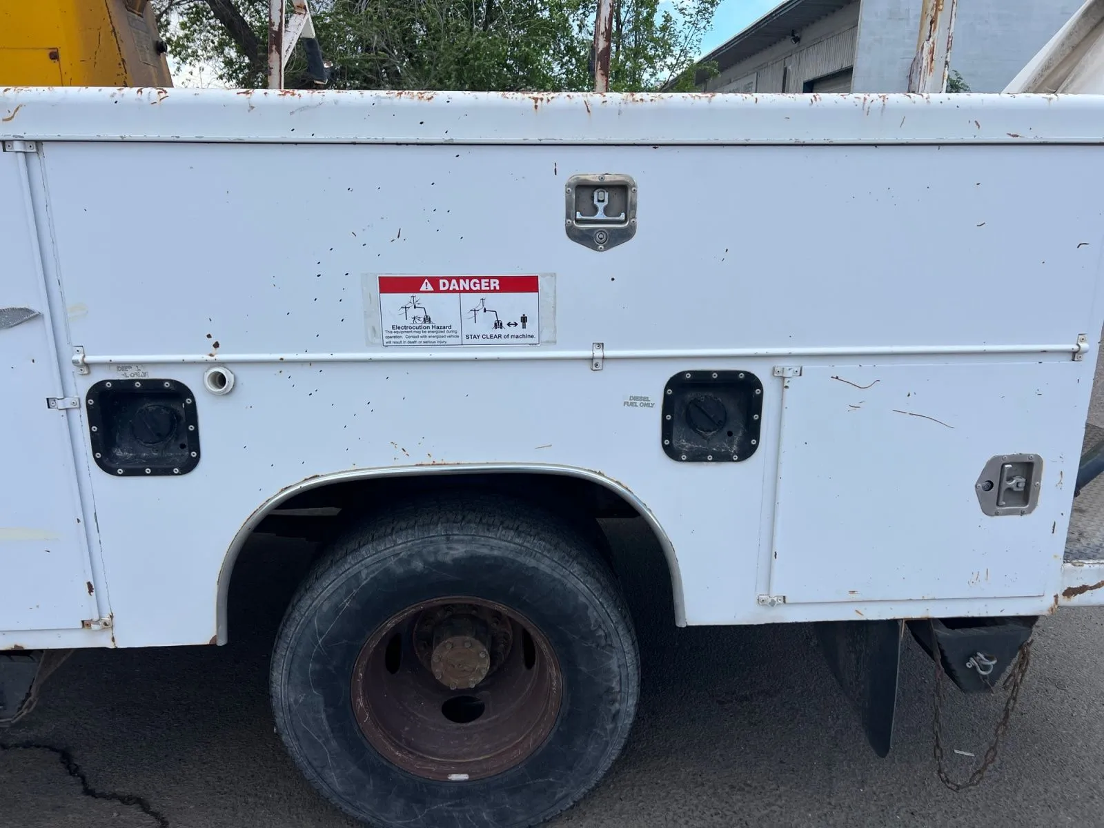 Ford F-450 photo 19