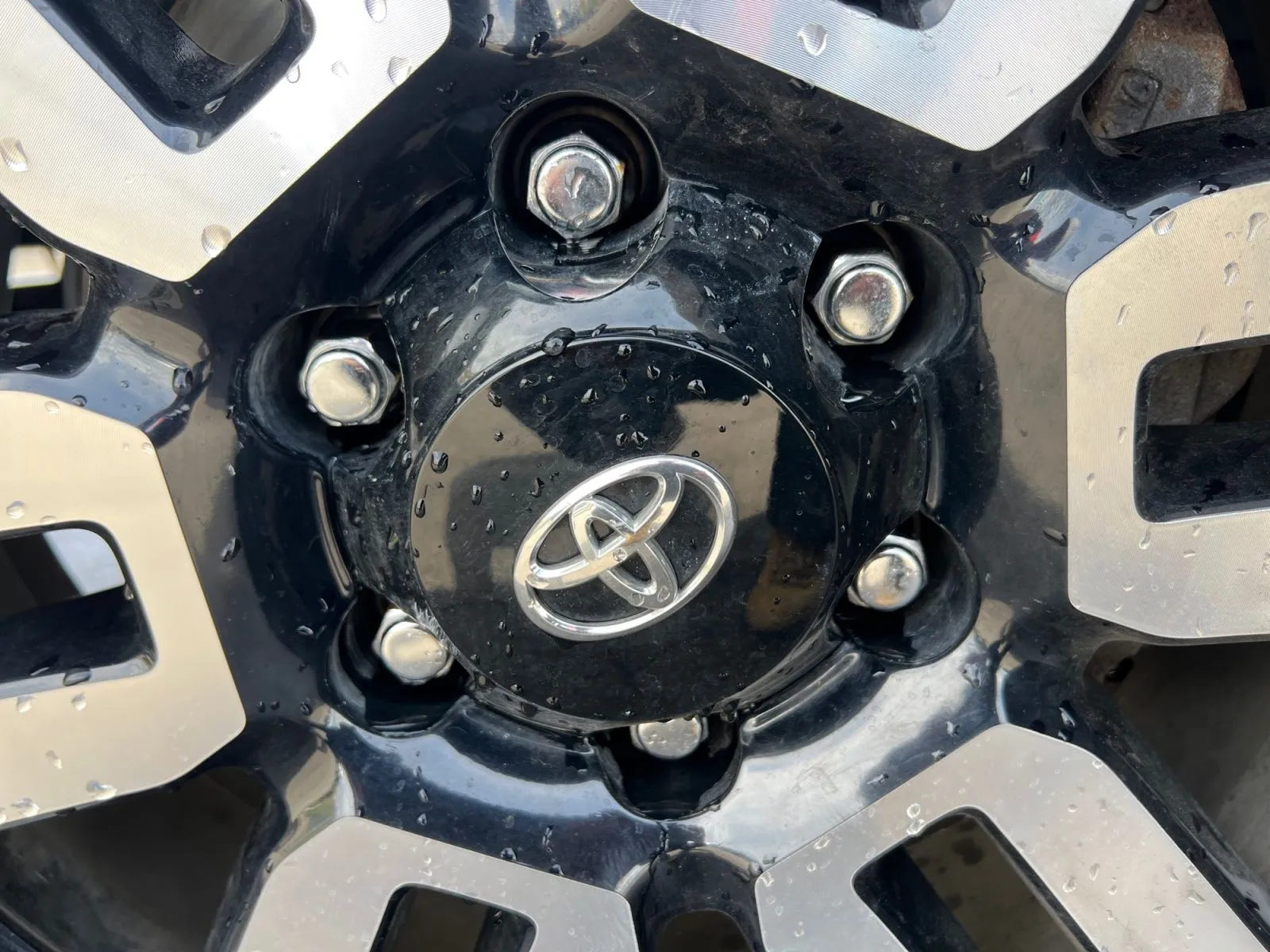 Toyota 4Runner photo 35