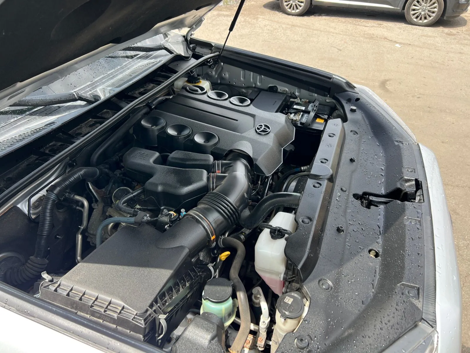 Toyota 4Runner photo 37