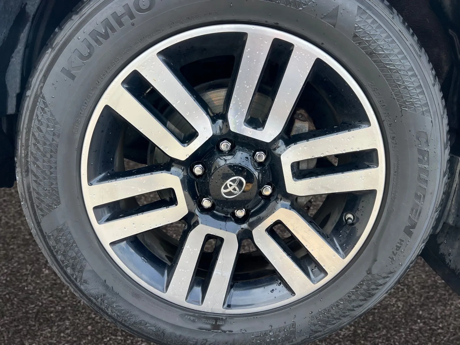 Toyota 4Runner photo 14