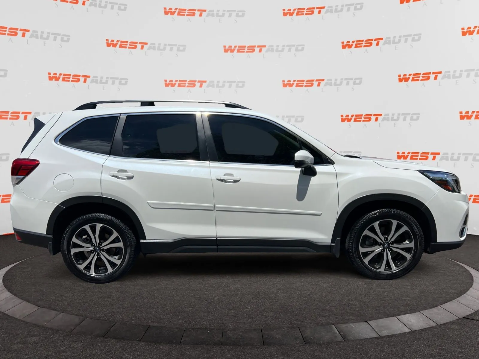 Subaru Forester photo 6