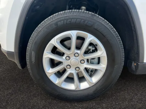 More photos of 2022 Jeep Grand Cherokee WK Laredo E at West Auto Sales - West Valley, UT