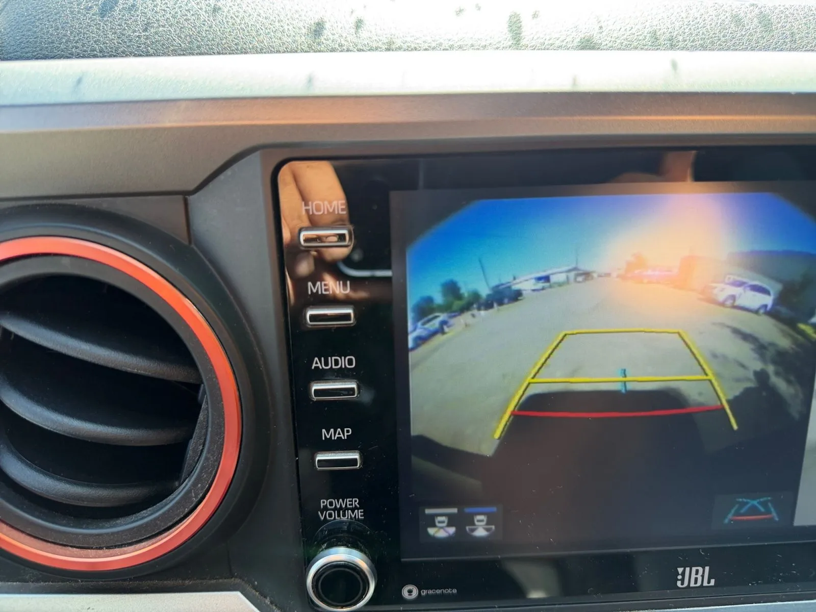 Toyota Tacoma photo 23