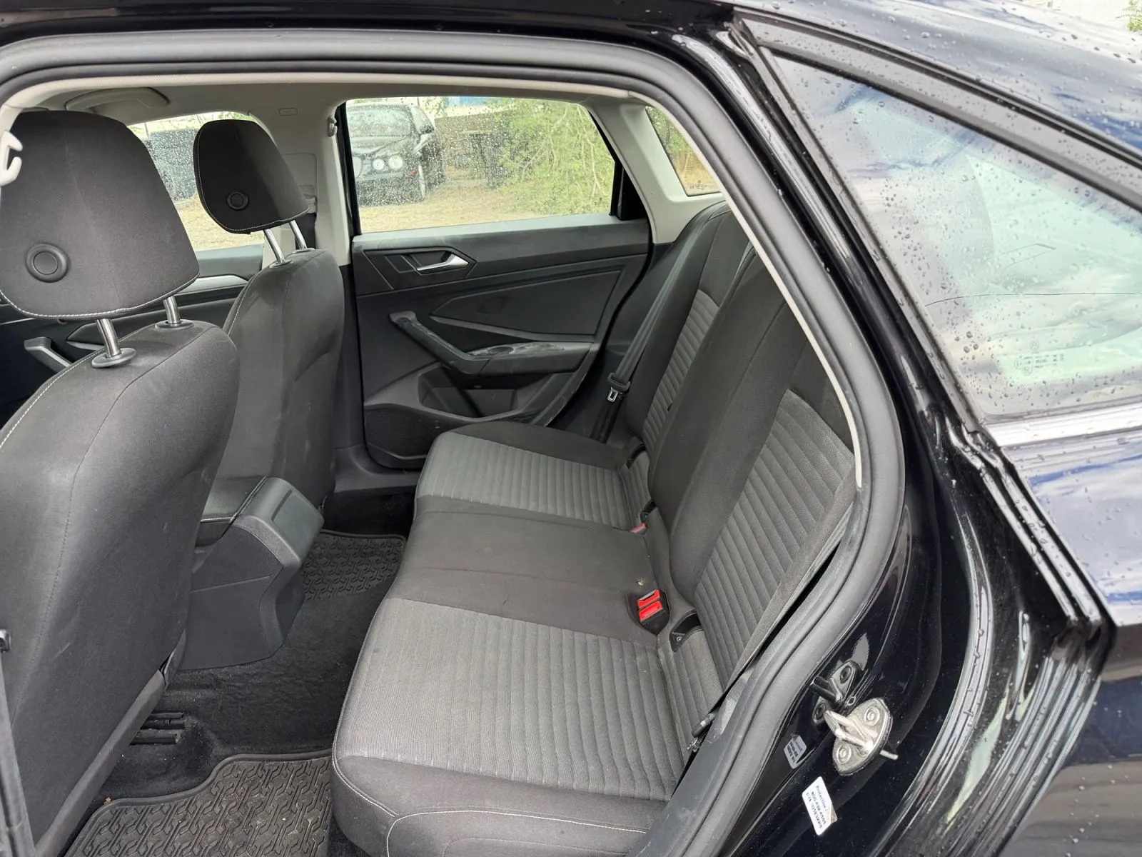 Volkswagen Jetta photo 25
