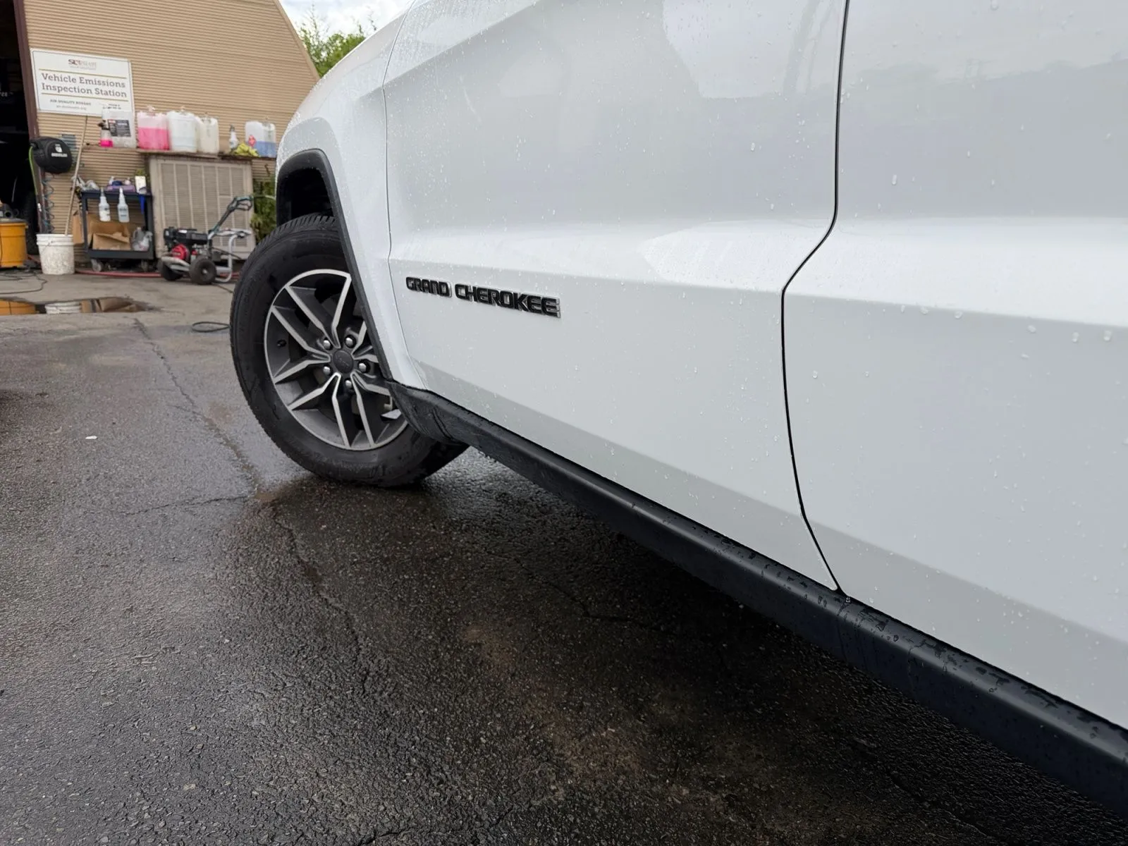 Jeep Grand Cherokee photo 32