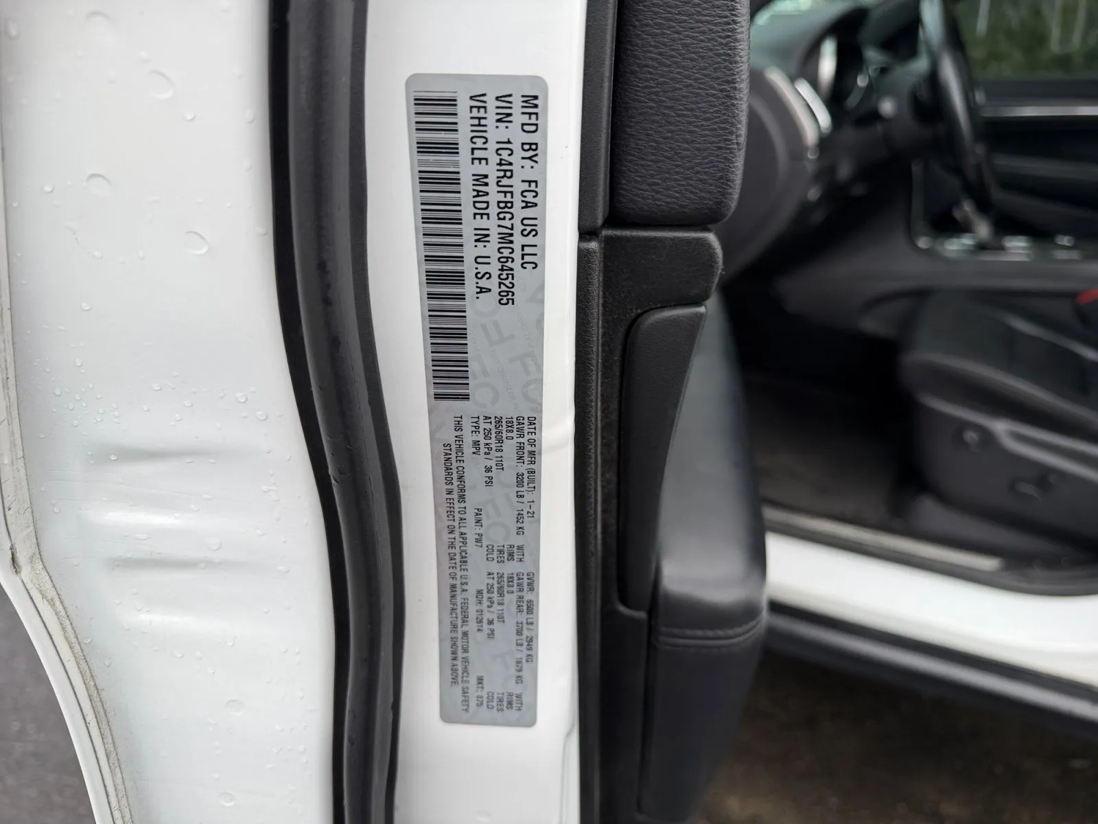 Jeep Grand Cherokee photo 35
