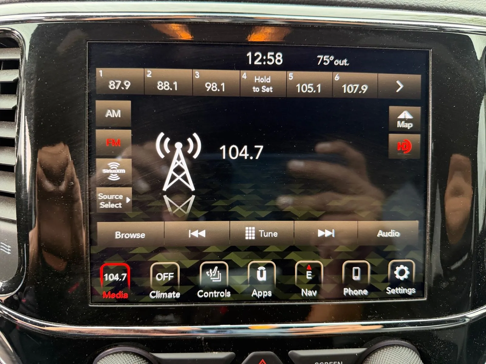 Jeep Grand Cherokee photo 22