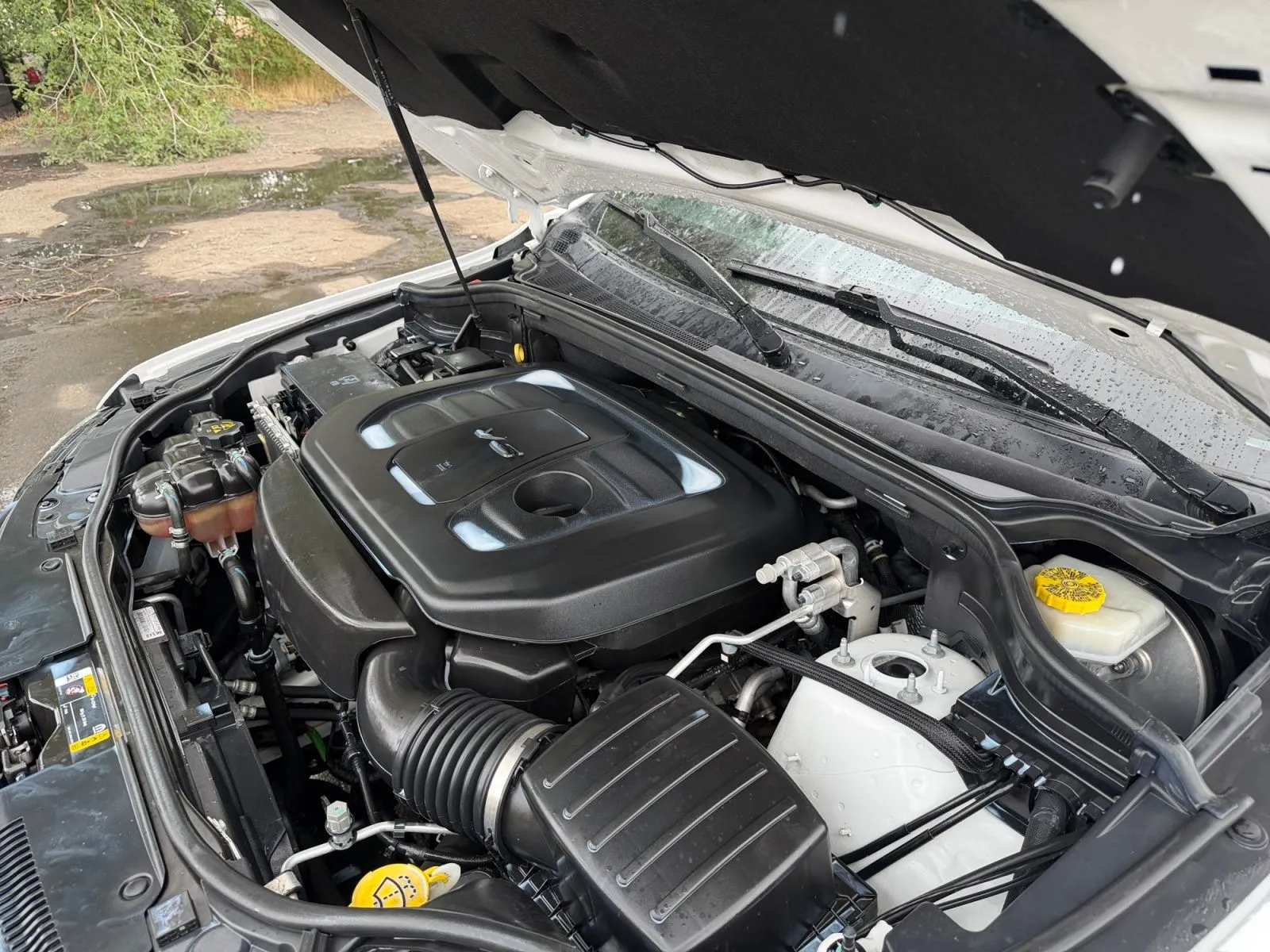 Jeep Grand Cherokee photo 37