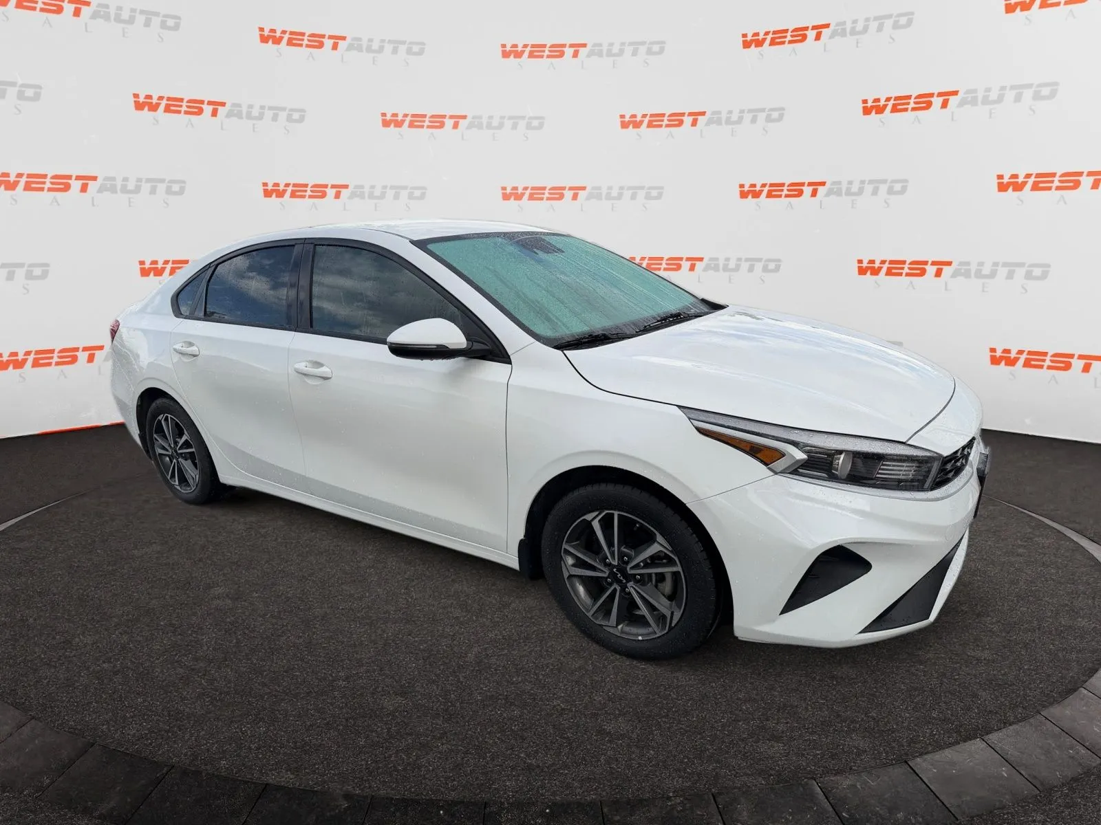 Kia Forte photo 7
