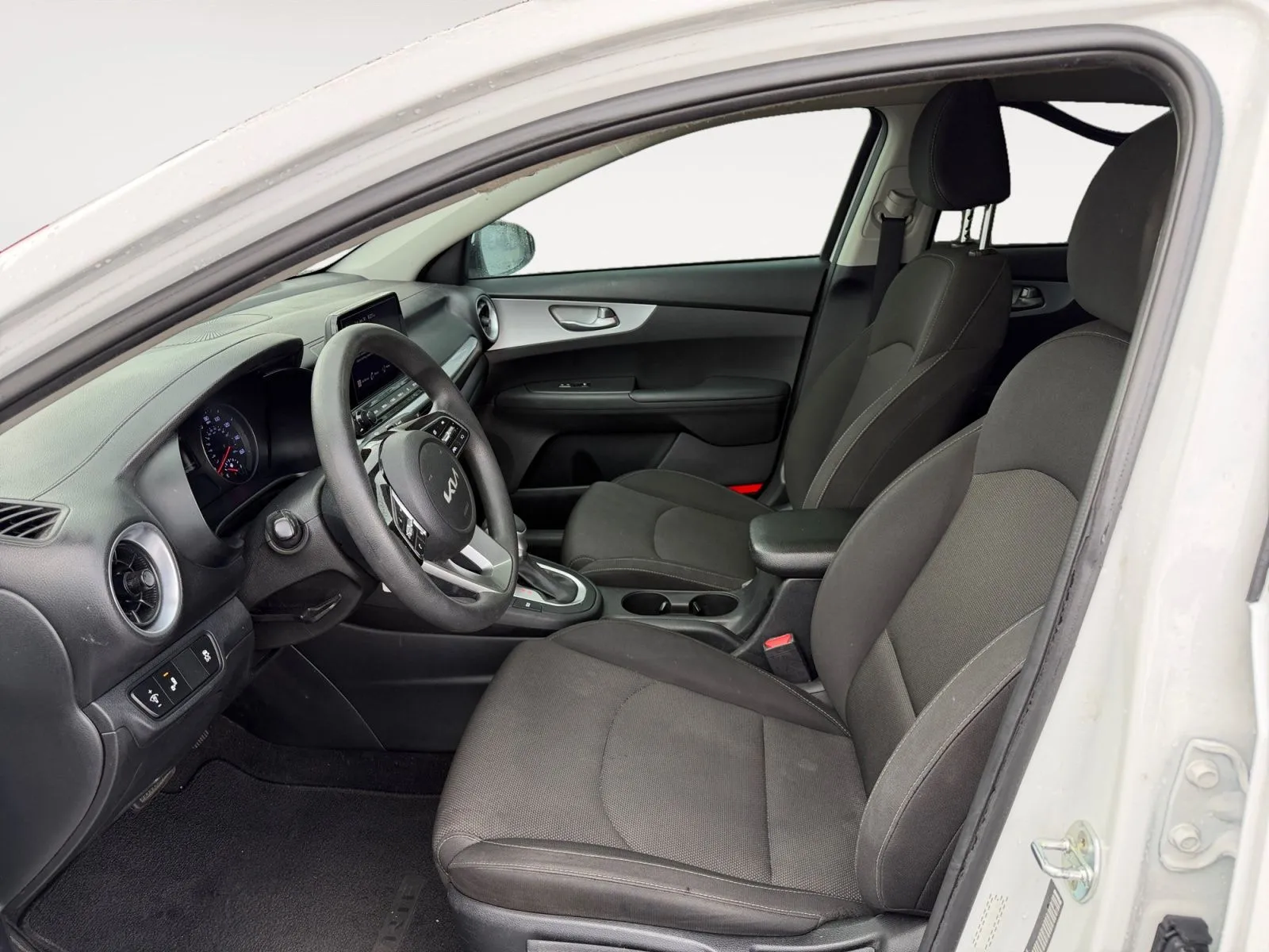 Kia Forte photo 9