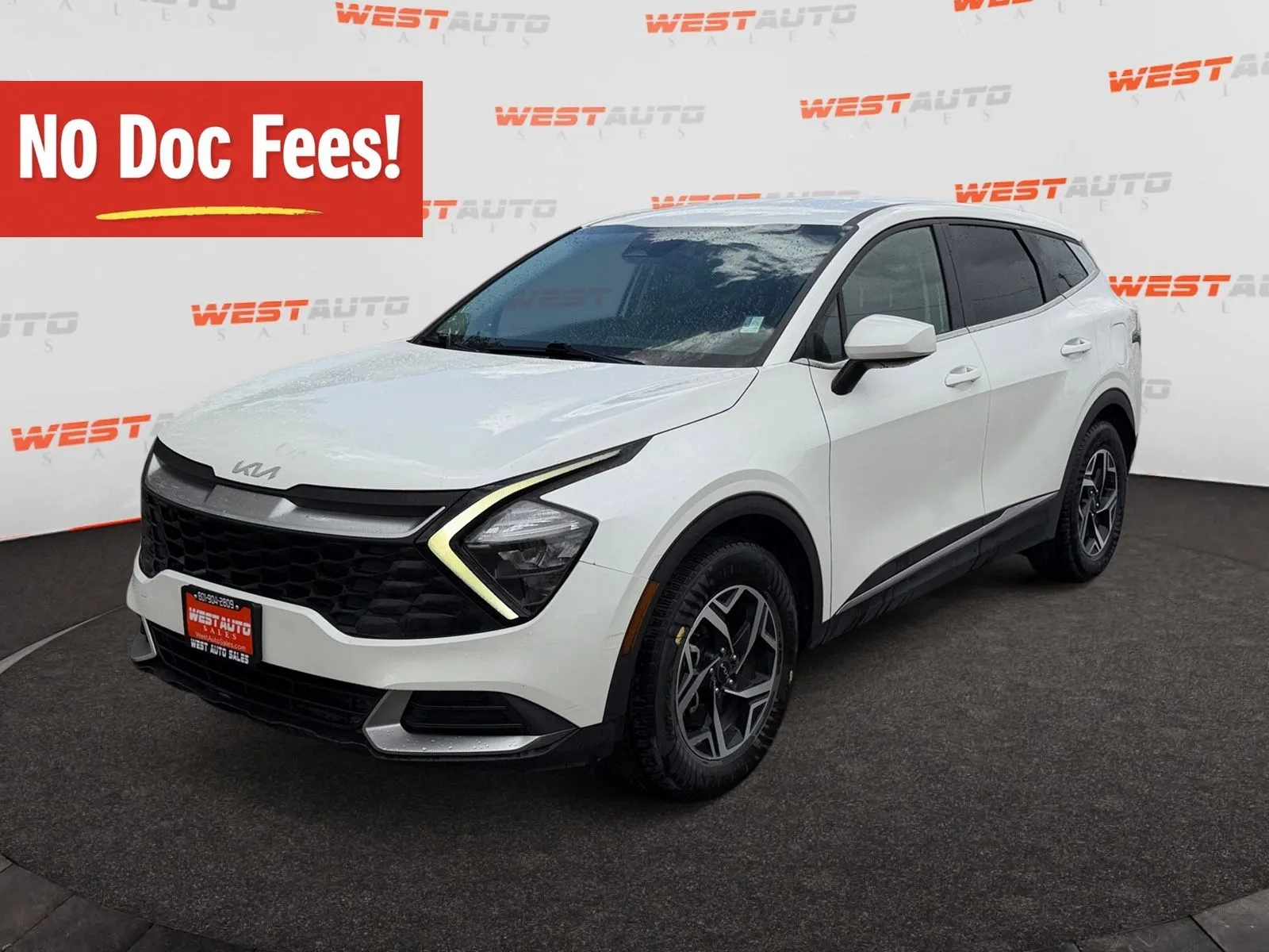 White 2023 Kia Sportage LX for sale in West Valley City, UT