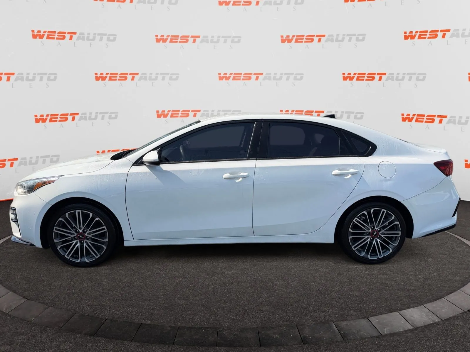 Kia Forte photo 2
