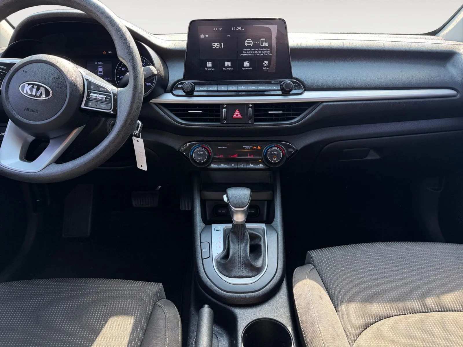 Kia Forte photo 11