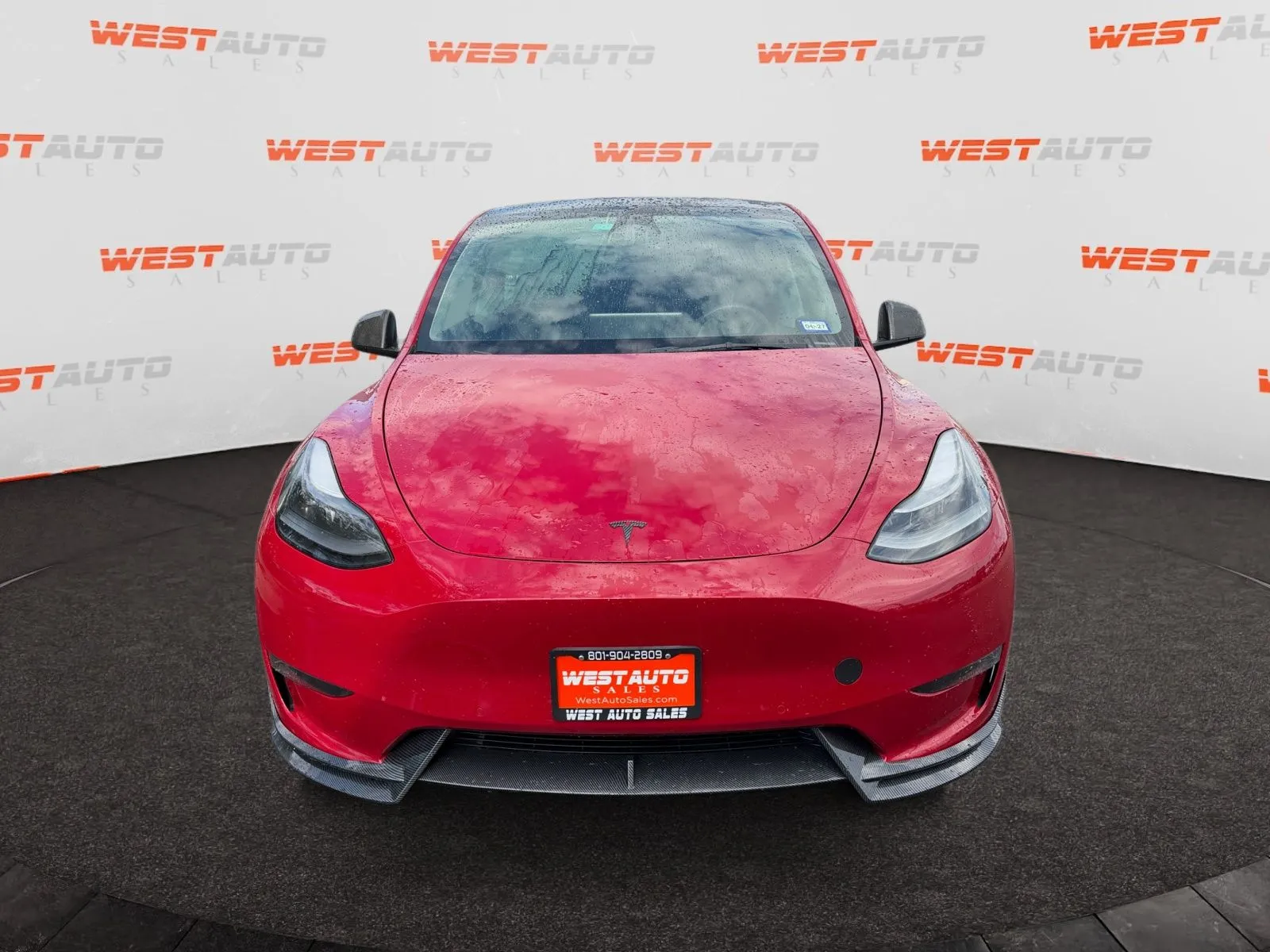 Tesla Model Y photo 8