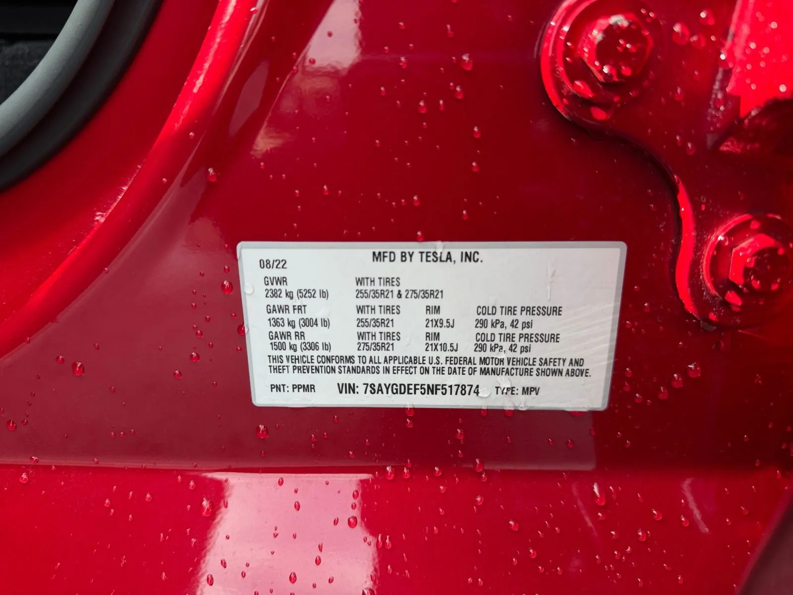 Tesla Model Y photo 36