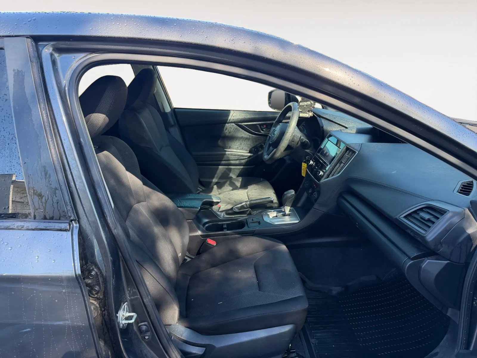 Subaru Impreza photo 15