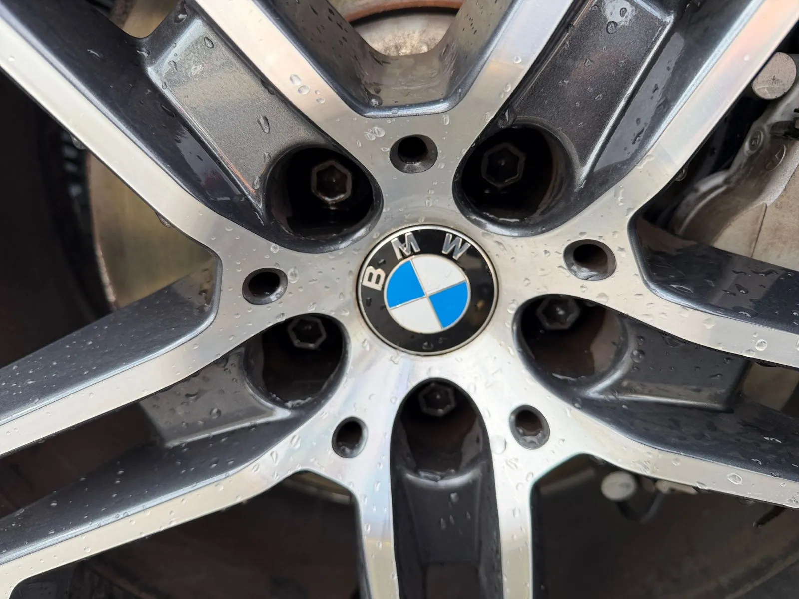 BMW X5 photo 35