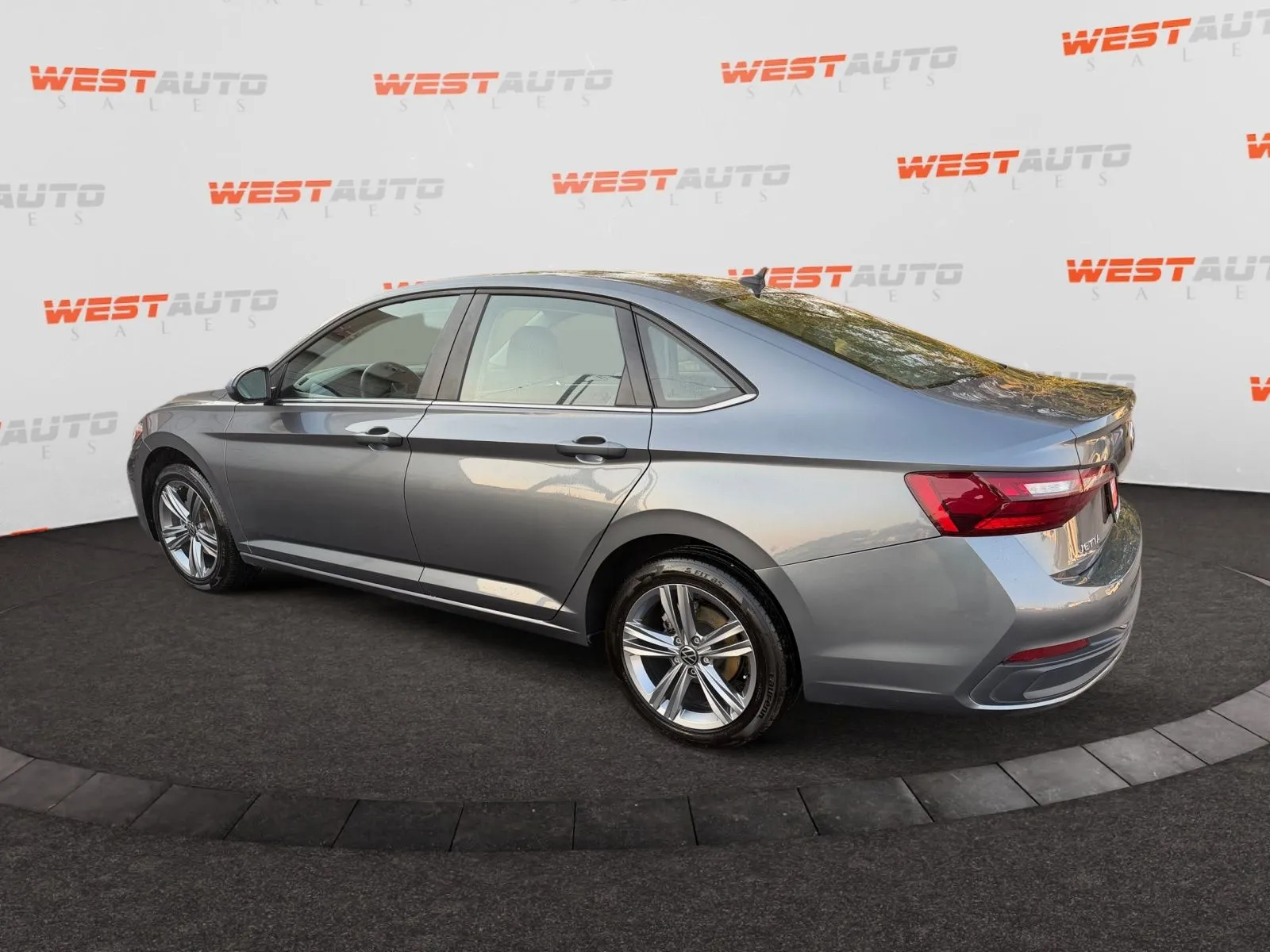 Volkswagen Jetta photo 3