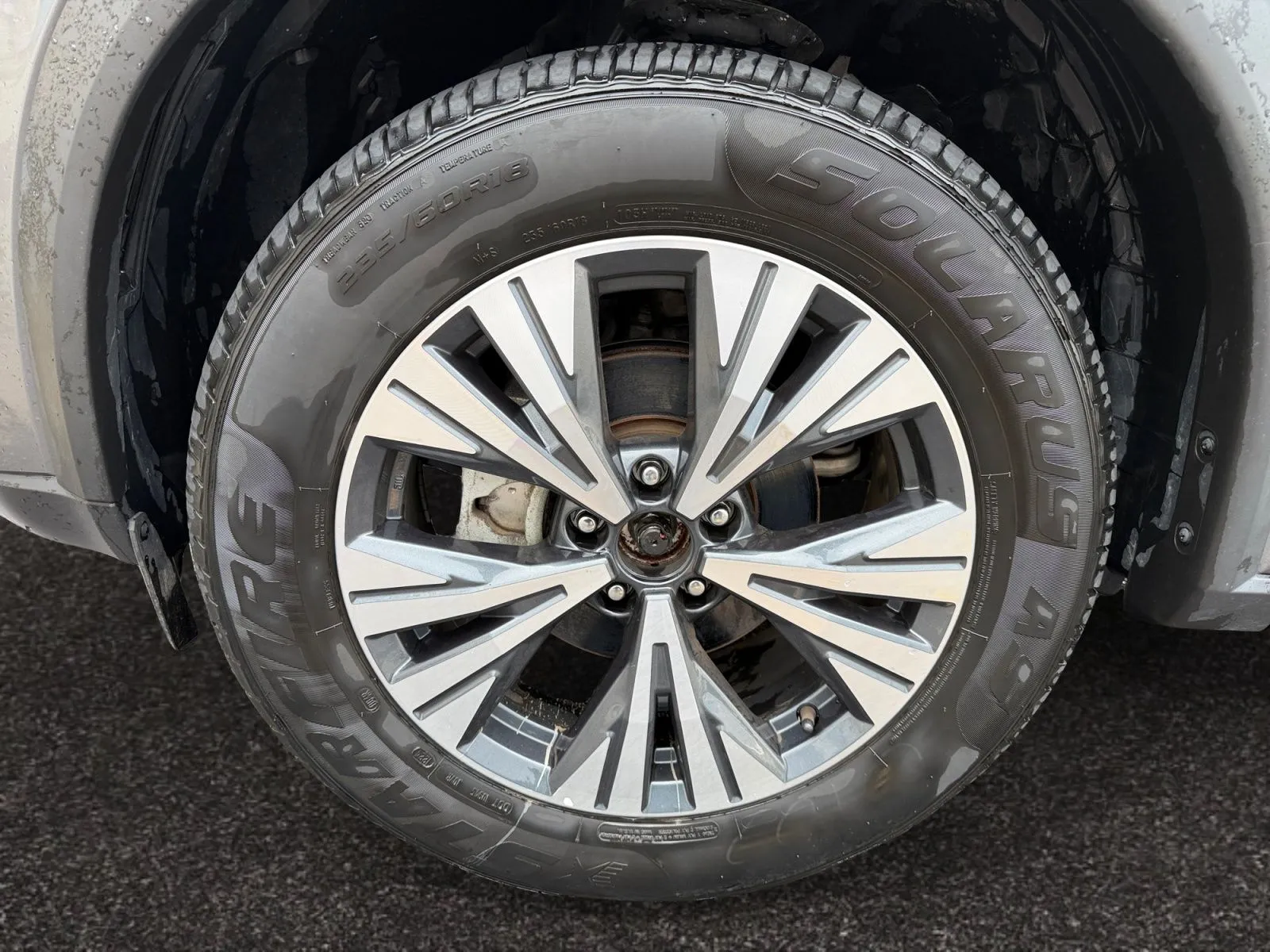 Nissan Rogue photo 14