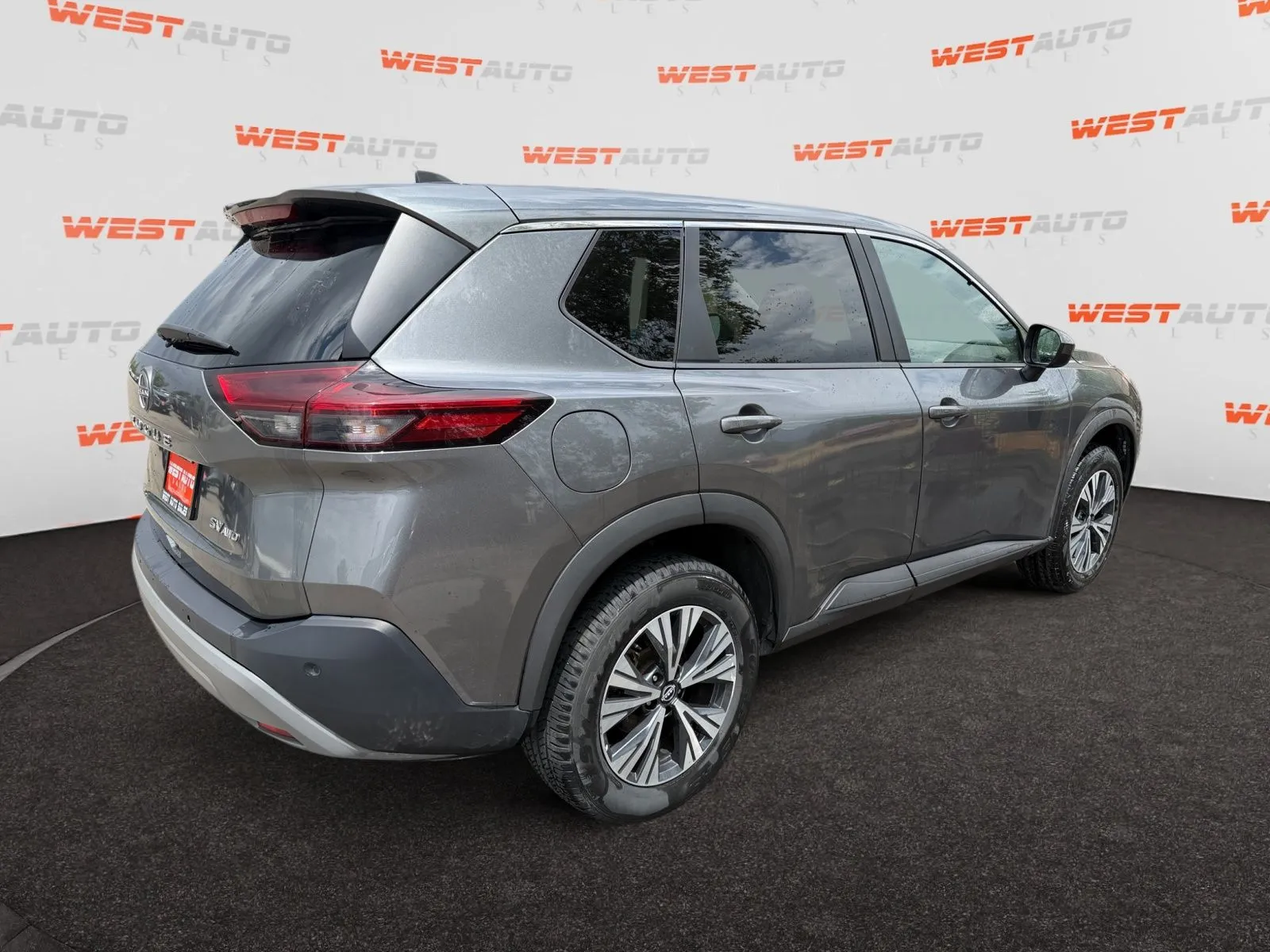 Nissan Rogue photo 5