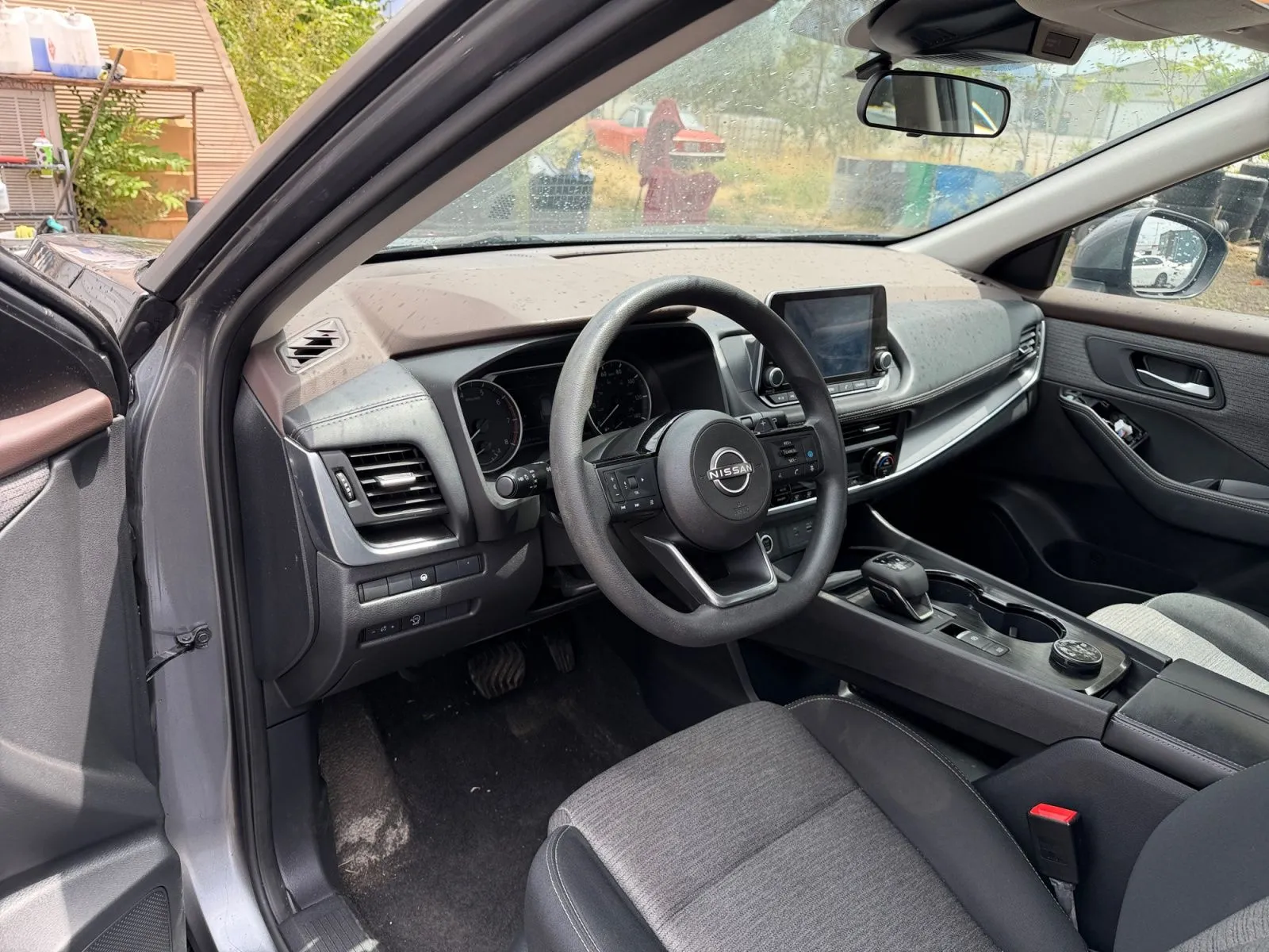 Nissan Rogue photo 19