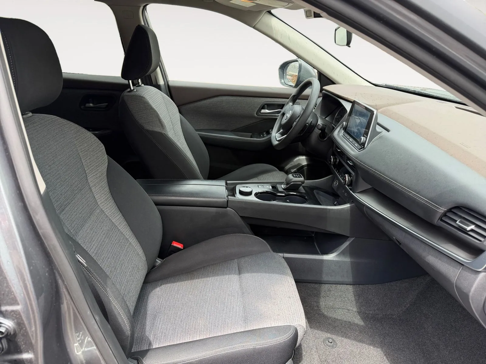 Nissan Rogue photo 15
