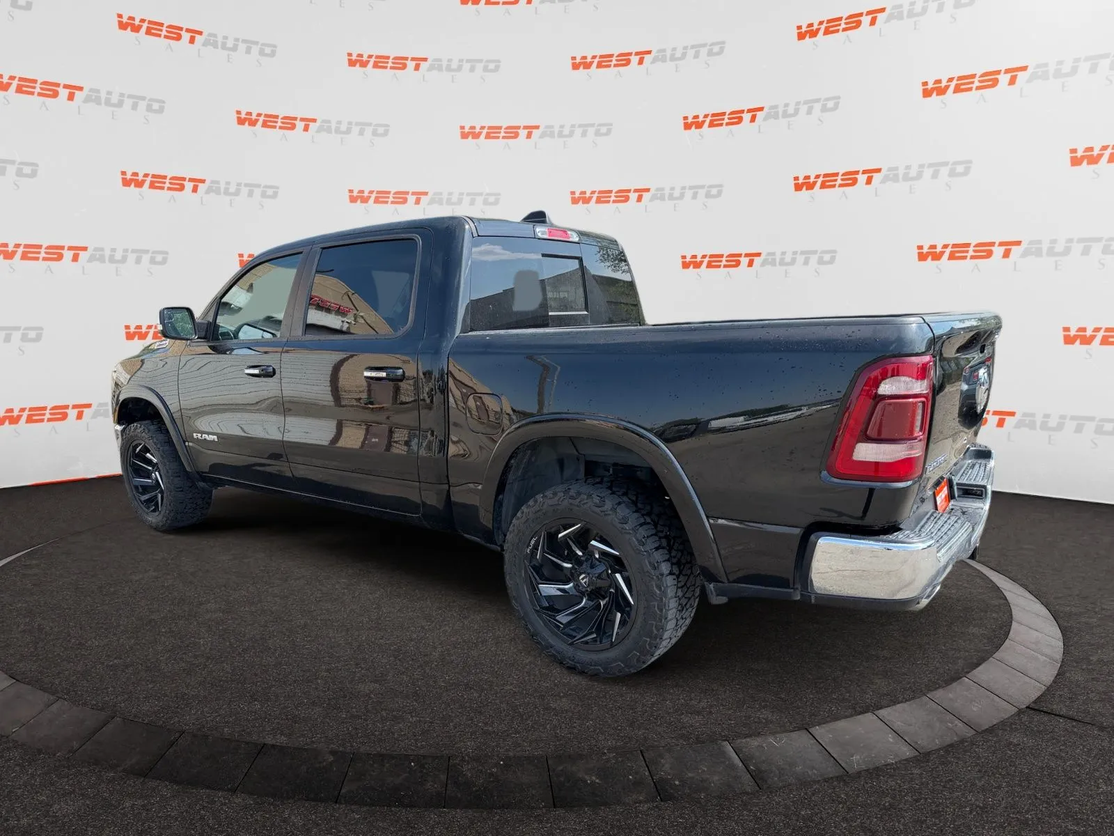 Ram 1500 photo 3