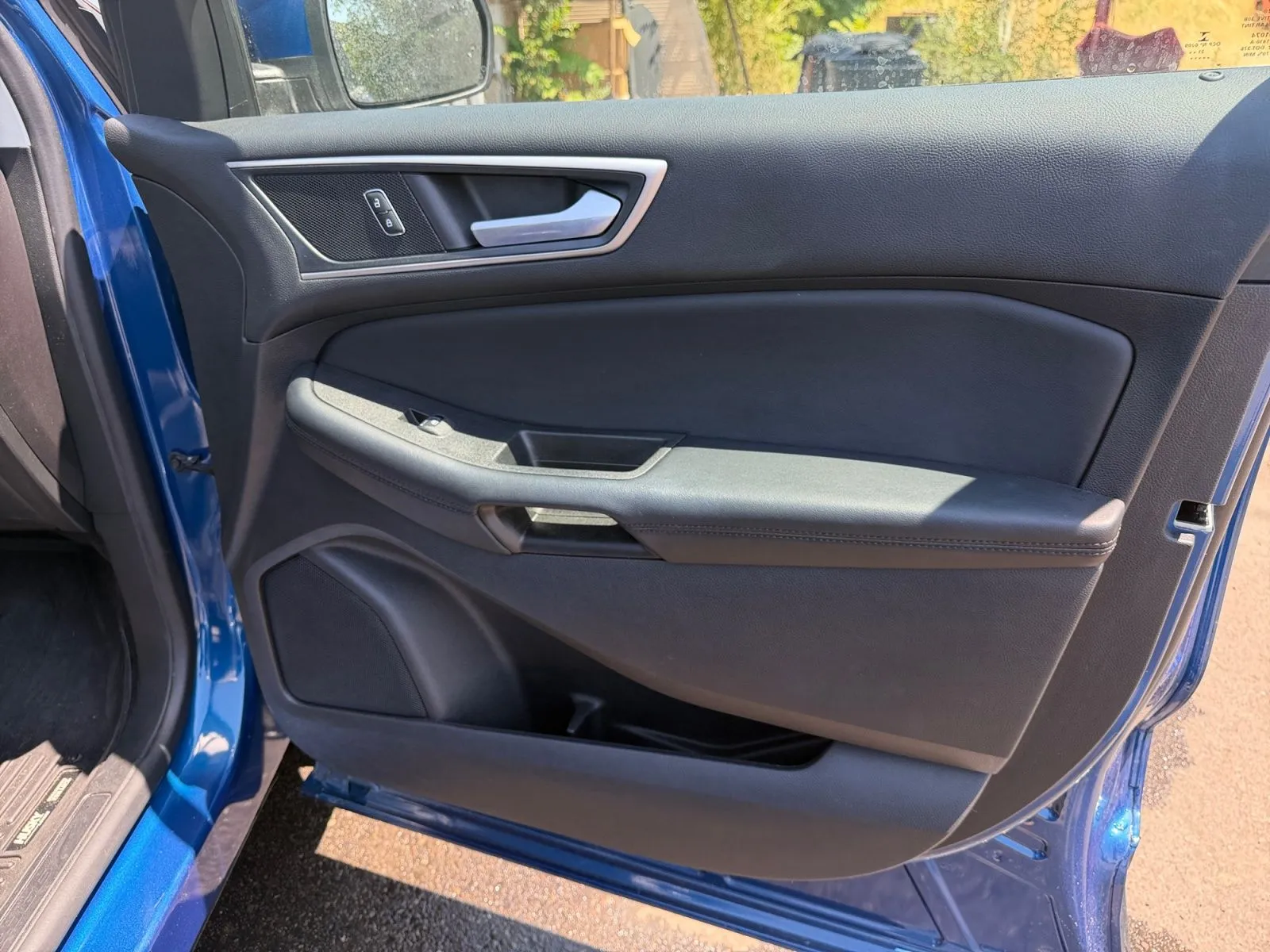 Ford Edge photo 17