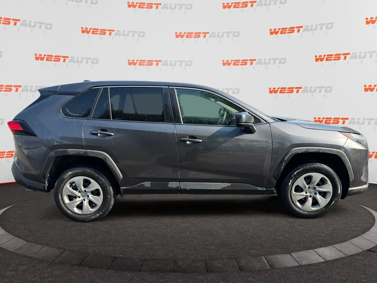 Toyota RAV4 photo 6