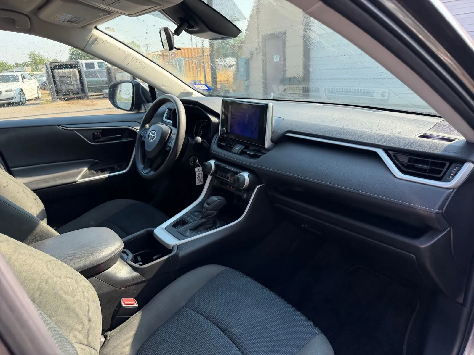 Toyota RAV4 photo 16