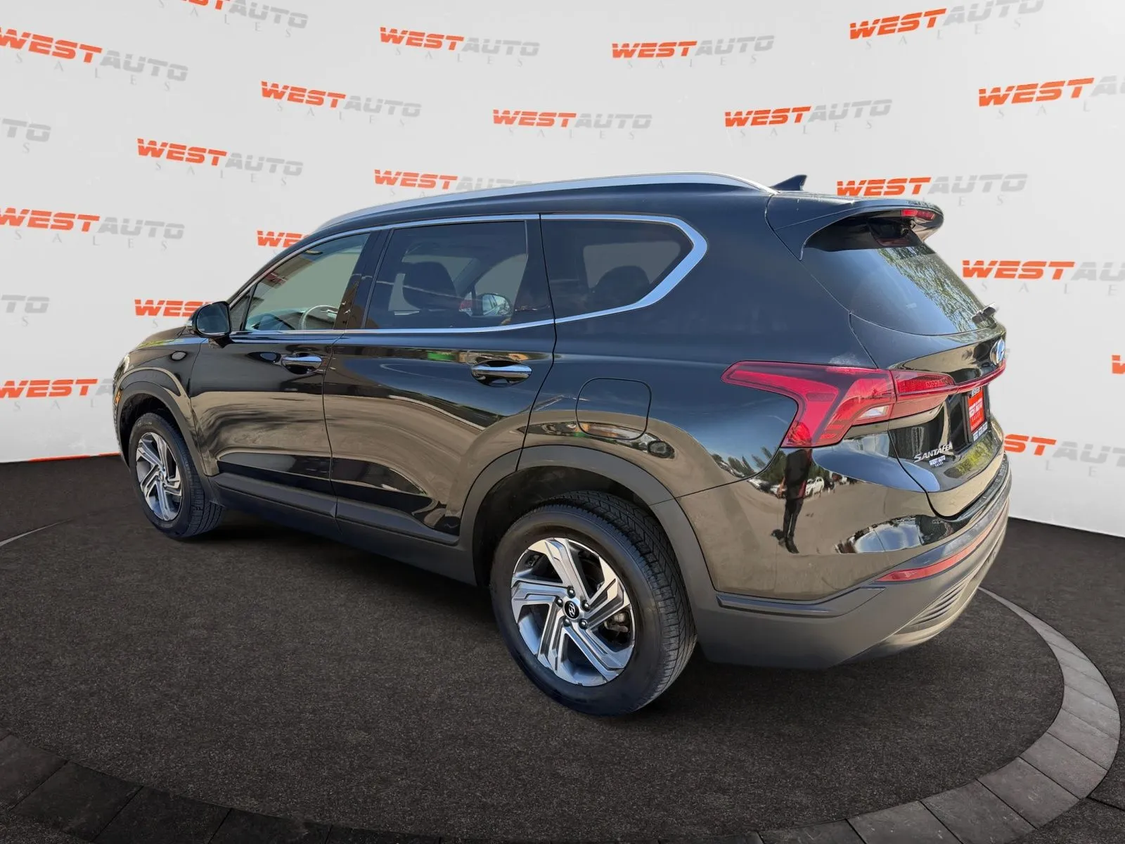 Hyundai Santa Fe photo 3