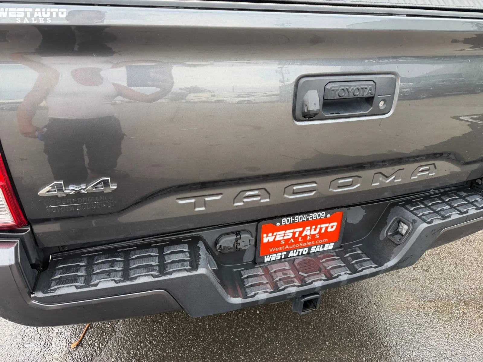 Toyota Tacoma photo 28