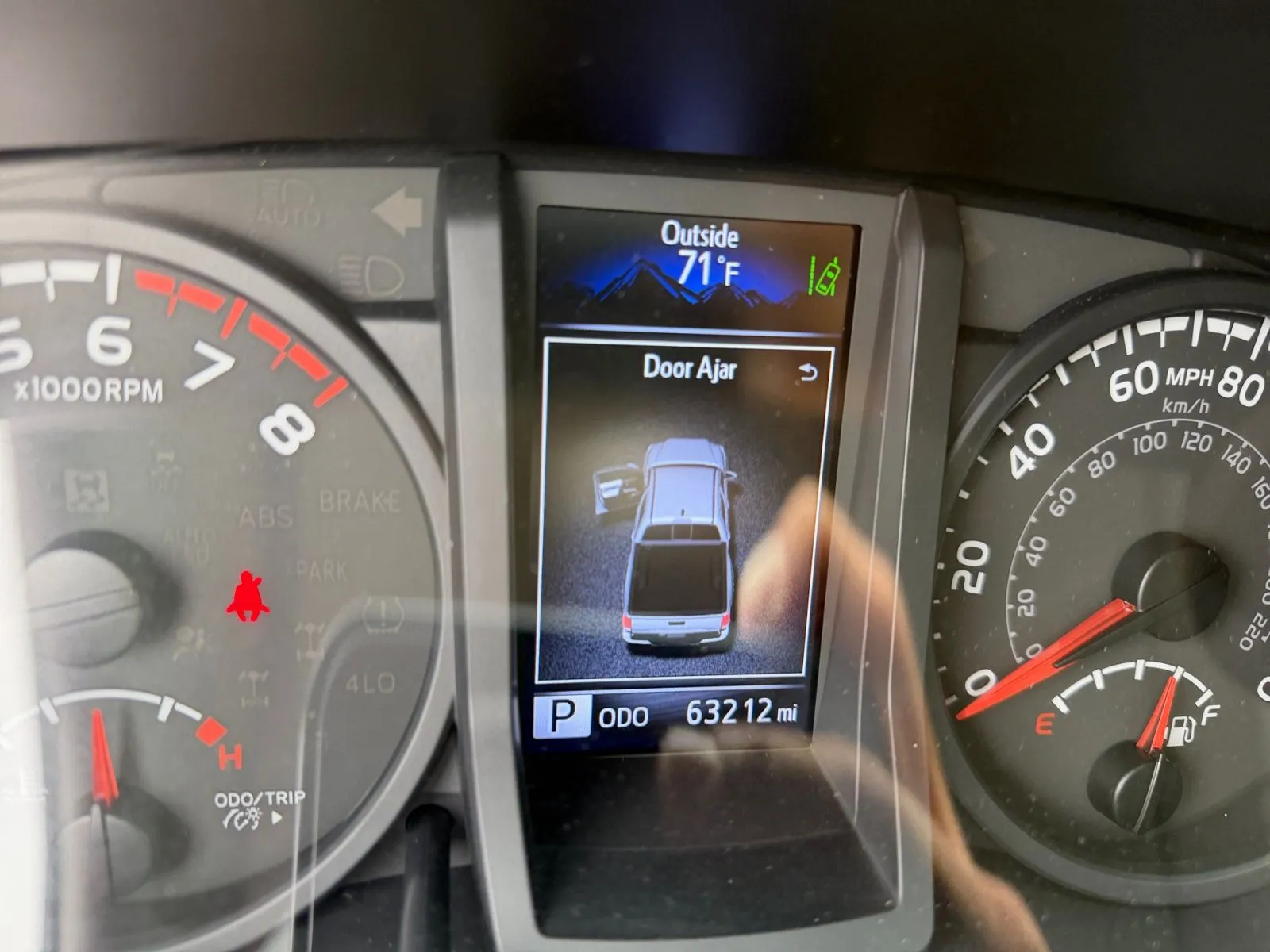 Toyota Tacoma photo 20